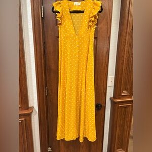 Free the Roses Nordstrom Yellow & White Polka Dot Maxi Dress XS $100 call out’s